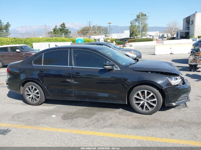 Volkswagen Jetta 1.4t Se