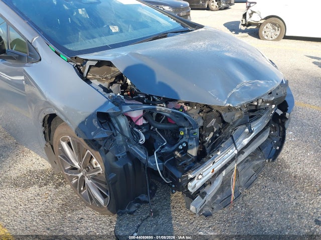 Toyota Prius Xle