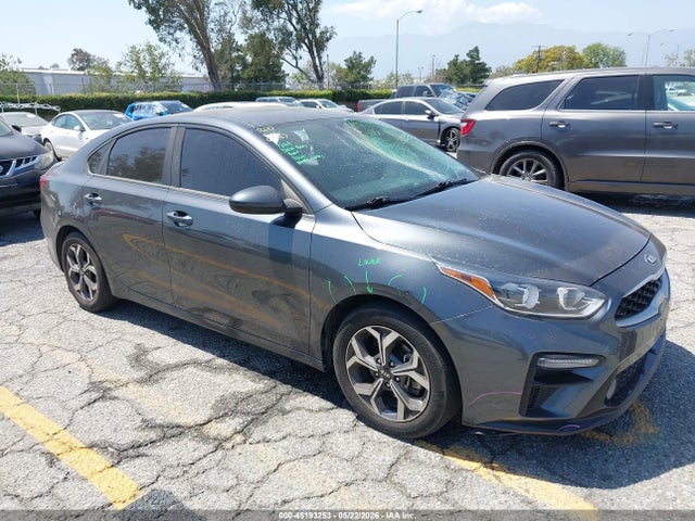 Salvage Kia Forte Image