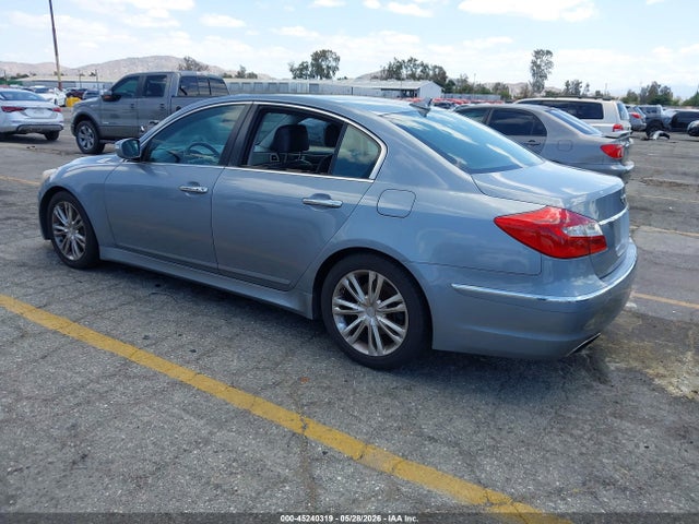 Hyundai Genesis 3.8