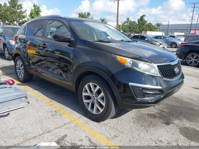 Salvage Kia Sportage Image