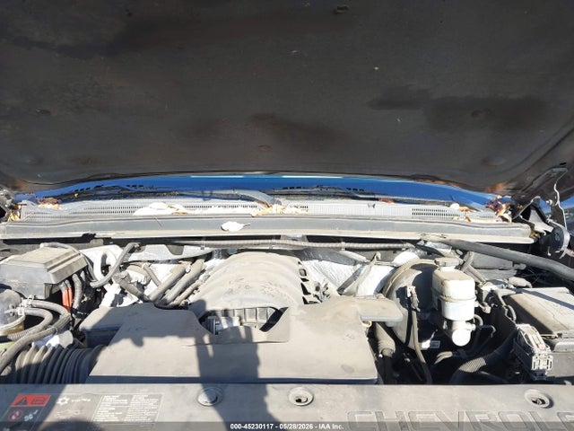 Chevrolet Suburban 1500 Ls