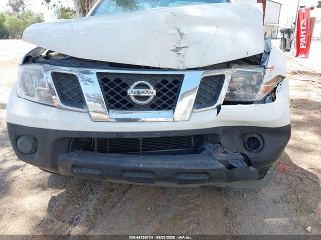 Nissan Frontier S