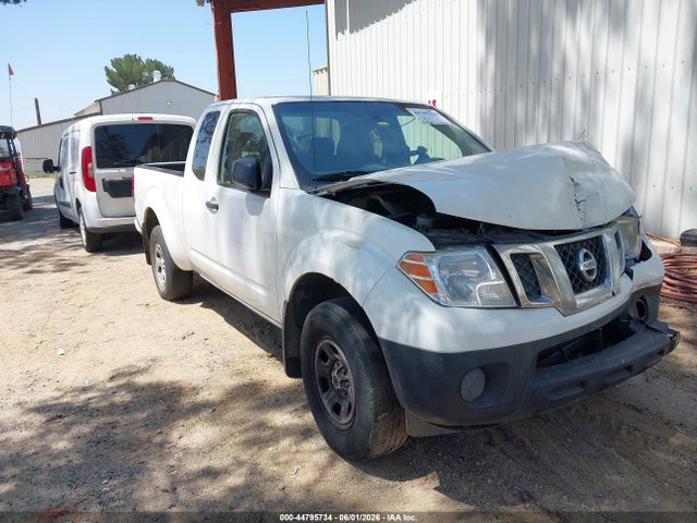 Salvage Nissan Frontier Image