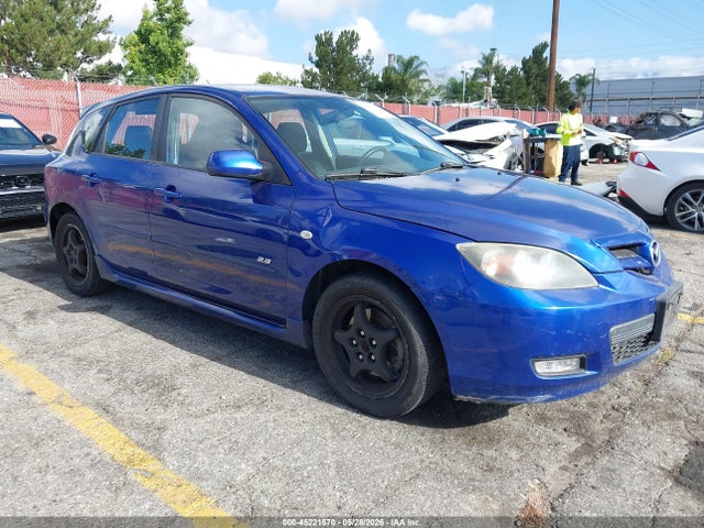 Salvage Mazda Mazda3 Image
