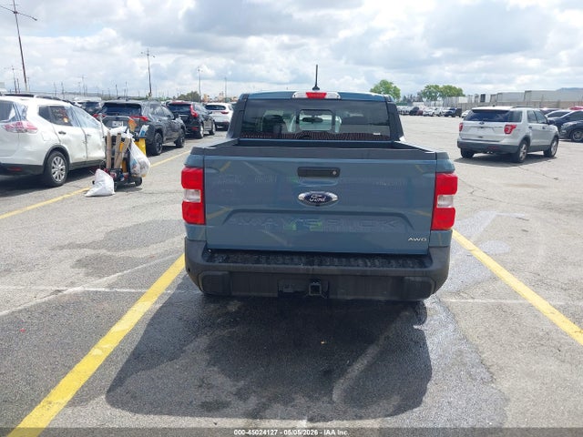 Ford Maverick Lariat