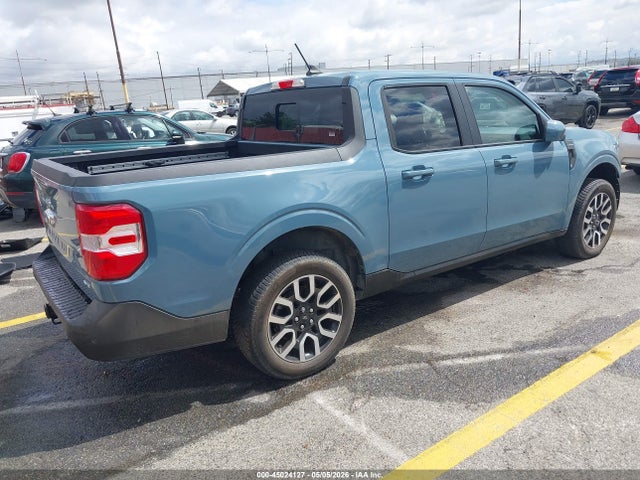 Ford Maverick Lariat