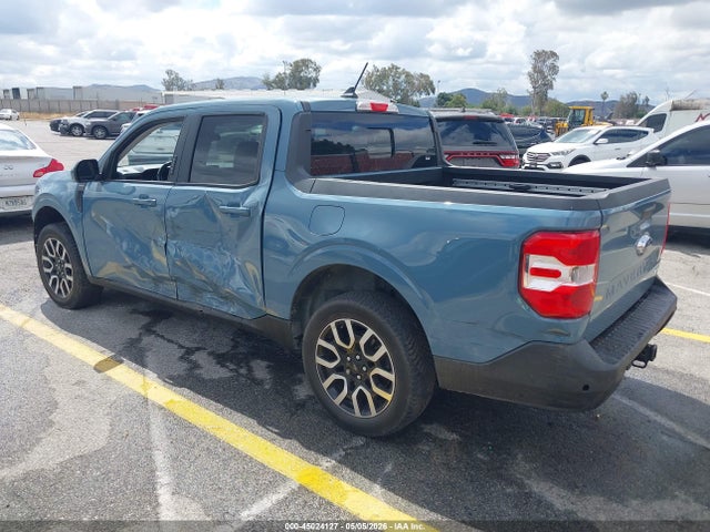 Ford Maverick Lariat