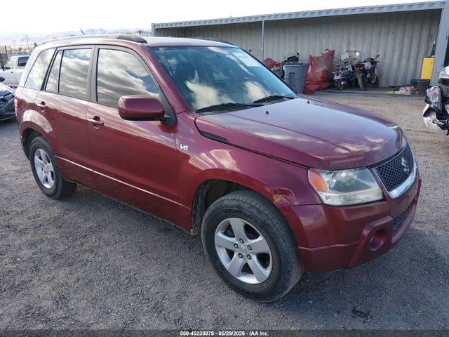 Salvage Suzuki Grand Vitara Image