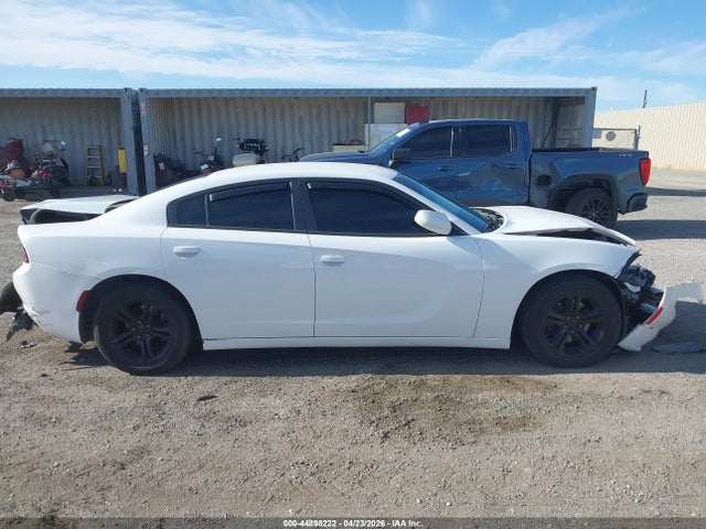 Dodge Charger Se