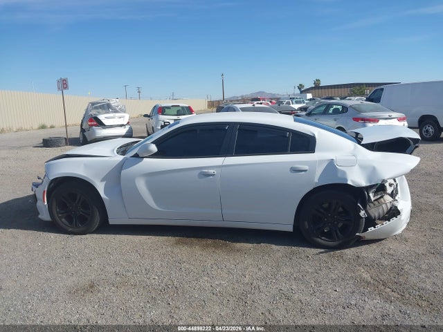 Dodge Charger Se