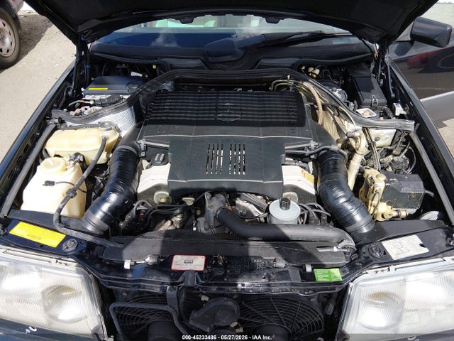 Mercedes-Benz 400 E