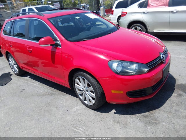 Salvage Volkswagen Jetta Image