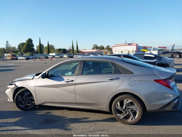 Hyundai ELANTRA Sel Sport