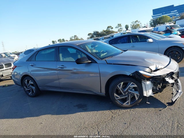 Hyundai ELANTRA Sel Sport
