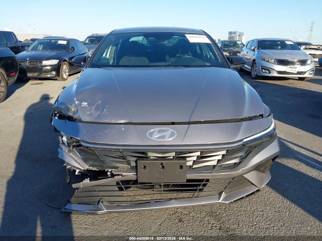 Hyundai ELANTRA Sel Sport