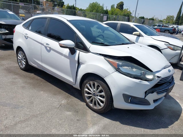 Salvage Ford Fiesta Image