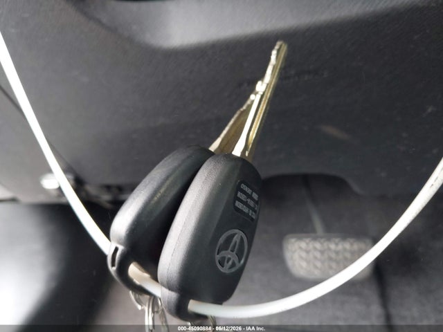 Toyota Prius c One