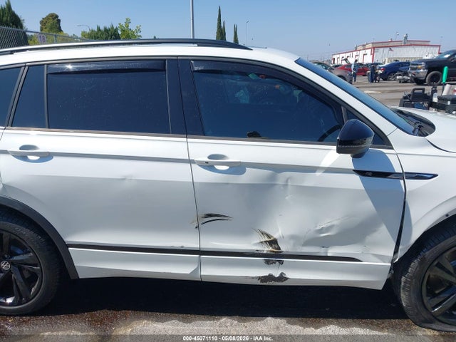Volkswagen Tiguan 2.0t Se R-line Black