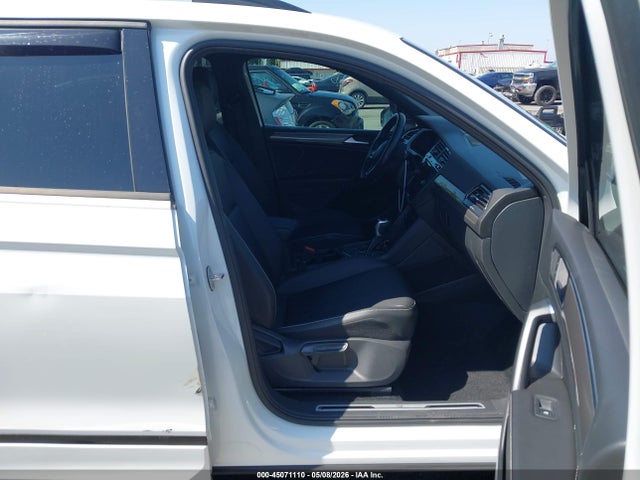 Volkswagen Tiguan 2.0t Se R-line Black