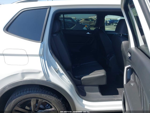 Volkswagen Tiguan 2.0t Se R-line Black