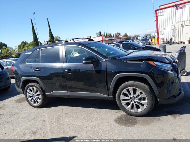 Toyota RAV4 Xle Premium