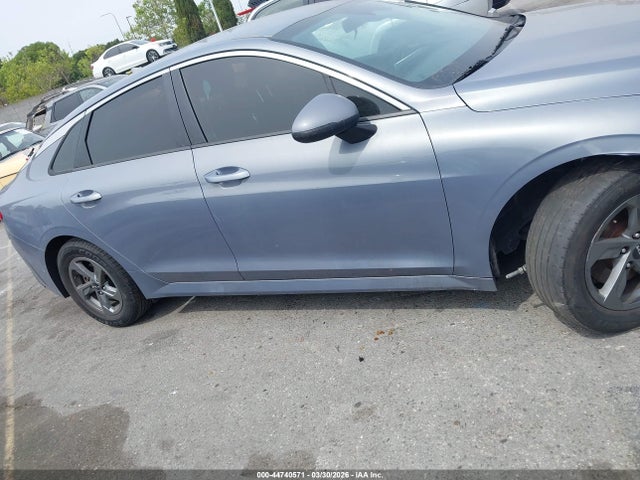 Kia K5 Lx