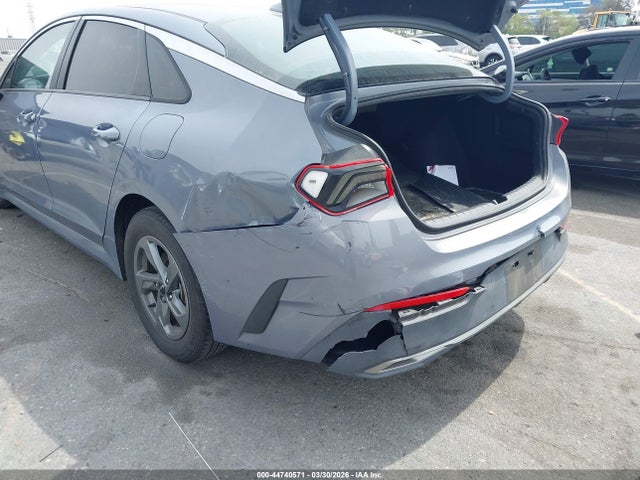 Kia K5 Lx