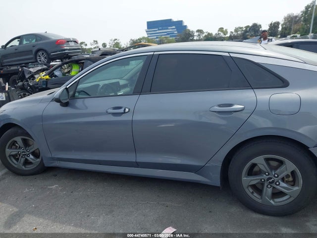 Kia K5 Lx