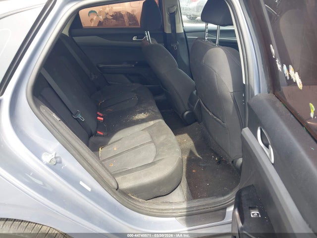 Kia K5 Lx