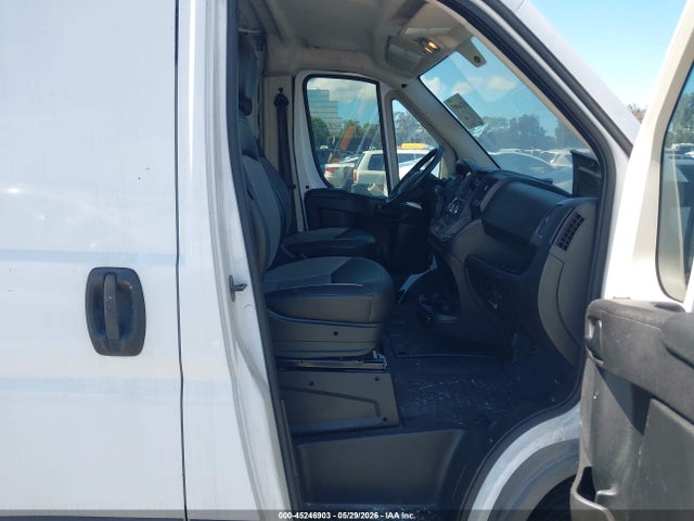 Ram Promaster Low Roof 136 Wb