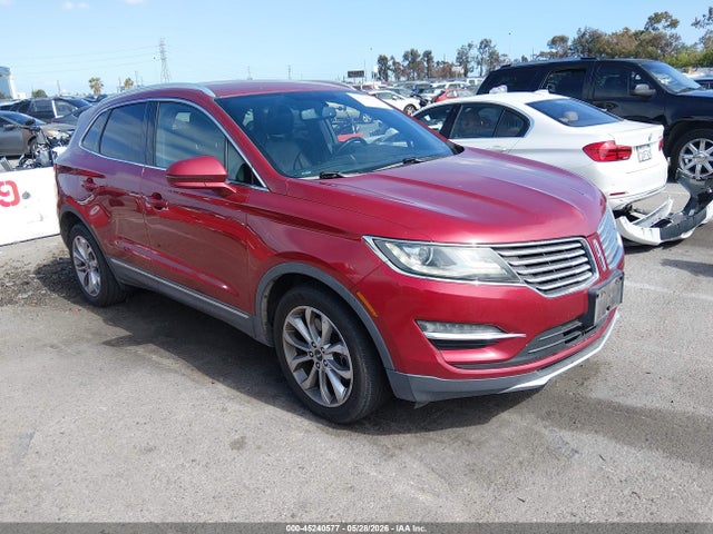Salvage Lincoln MKC Image