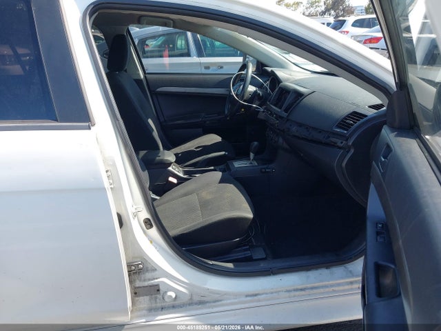 Mitsubishi Lancer Es