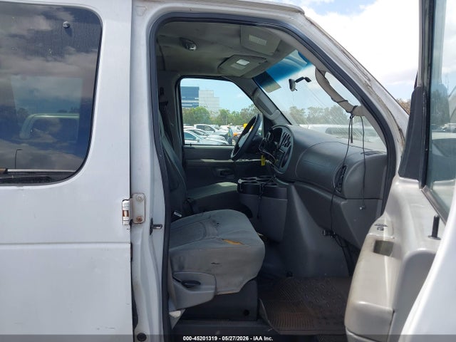 Ford E-350