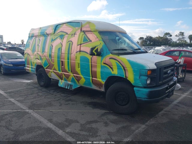 Salvage Ford E-350 Image