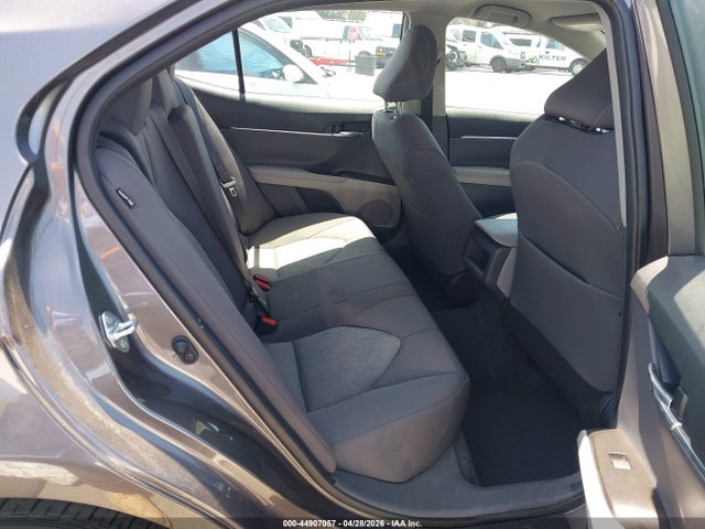 Toyota Camry Le