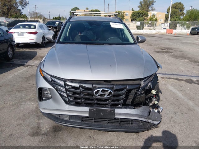Hyundai TUCSON Blue