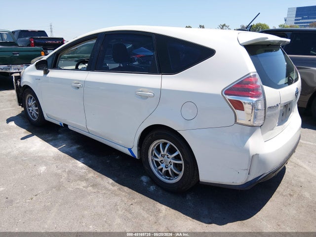 Toyota Prius v Three