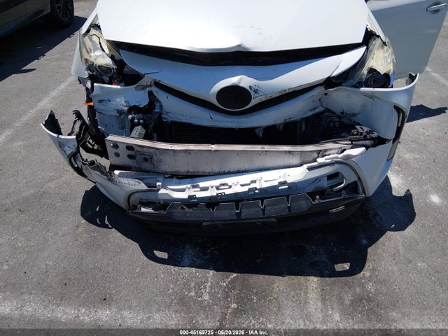 Toyota Prius v Three