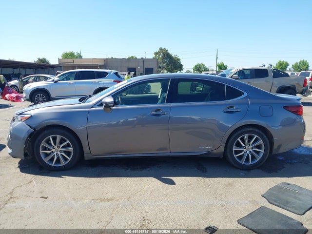 Lexus Es