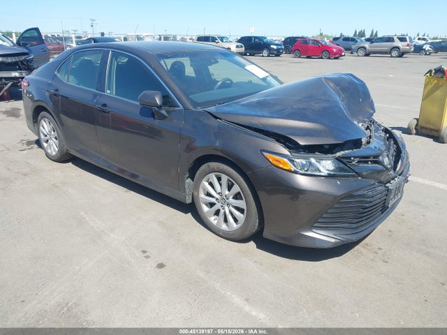 Salvage Toyota Camry Image