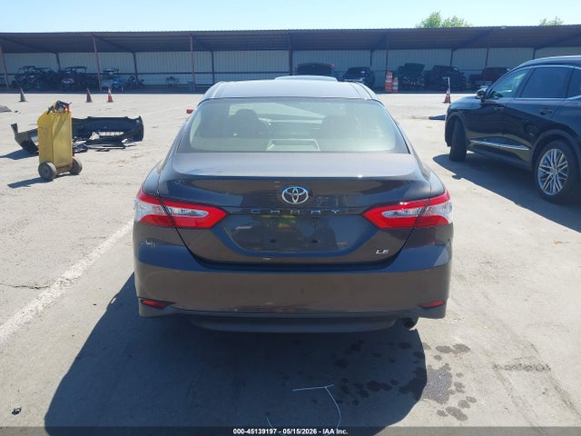Toyota Camry Le