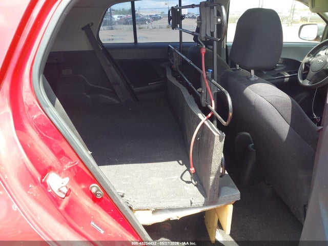 Scion xD