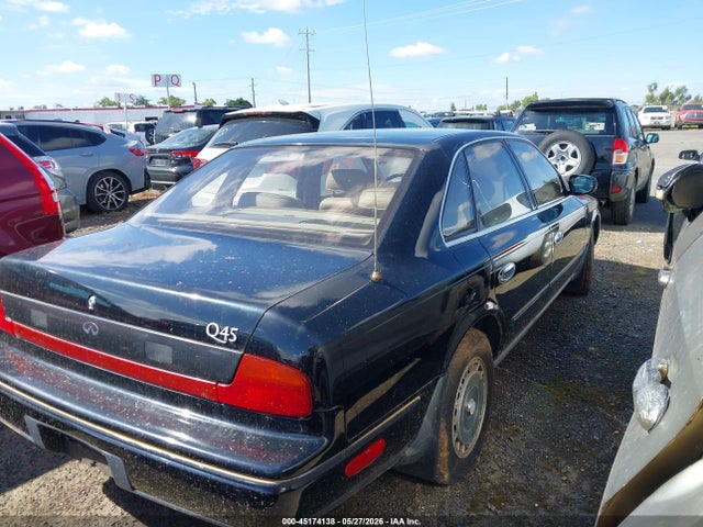 INFINITI Q45