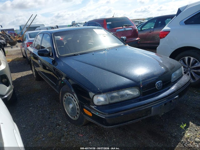 Salvage INFINITI Q45 Image