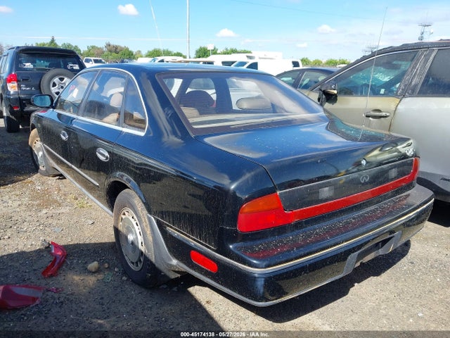 INFINITI Q45