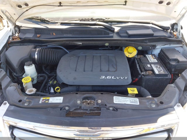 Chrysler Town & Country Touring