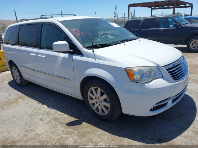 Salvage Chrysler Town & Country Image