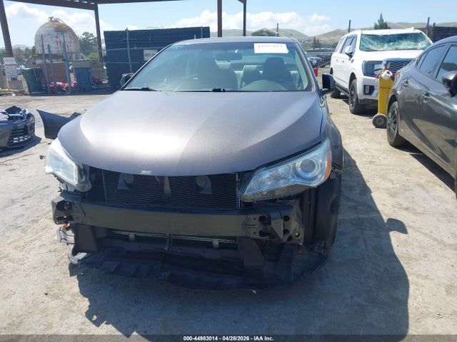 Toyota Camry Le