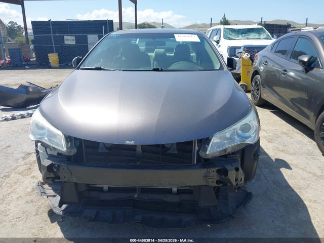 Toyota Camry Le